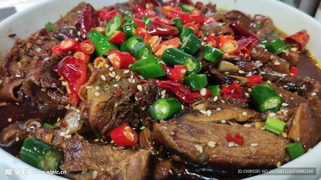 香辣卤牛肉 色泽诱人