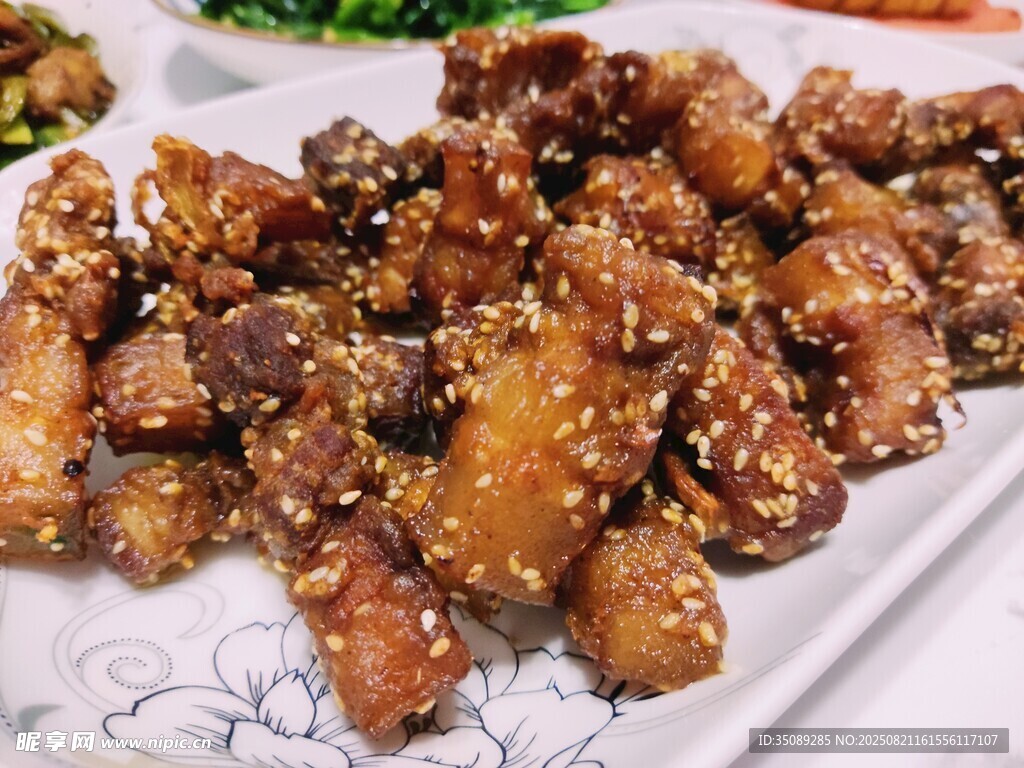 香酥芝麻炸鸡块