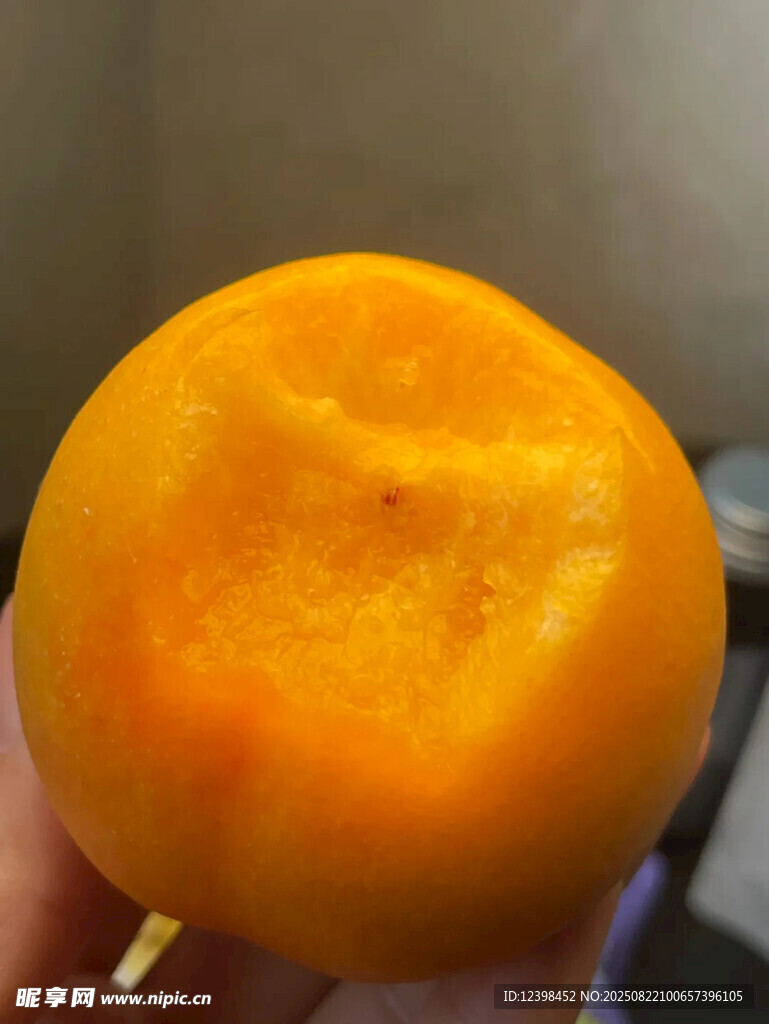 新鲜黄桃特写