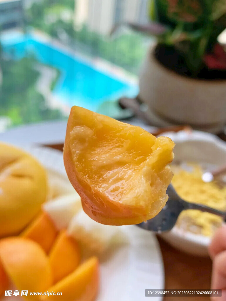 美味黄桃果肉诱人呈现