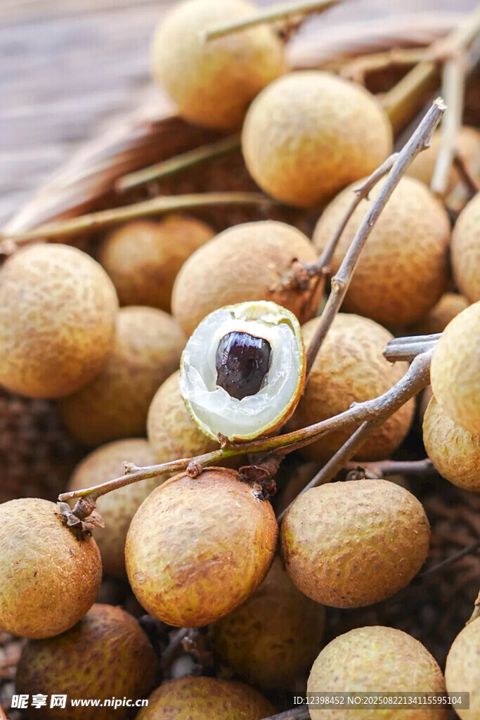 新鲜桂圆