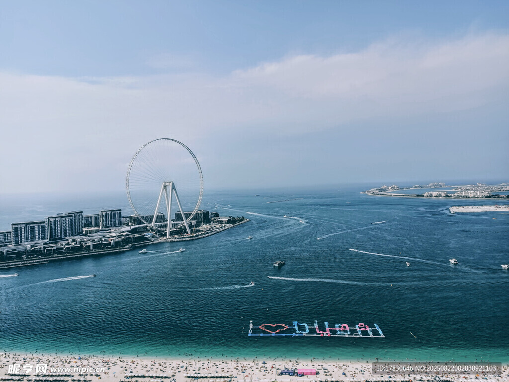 海滨城市摩天轮海景风光