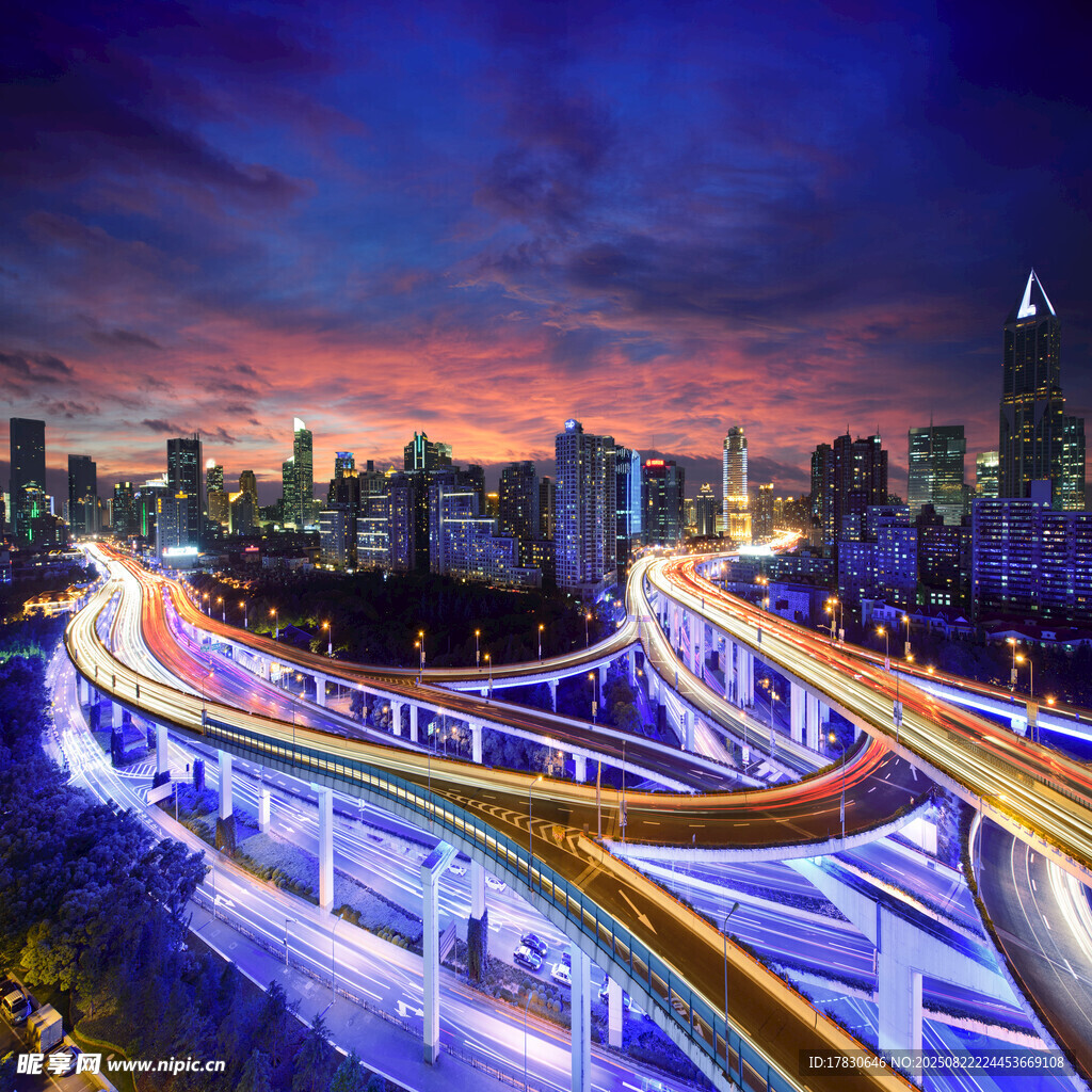 城市立交桥绚丽夜景