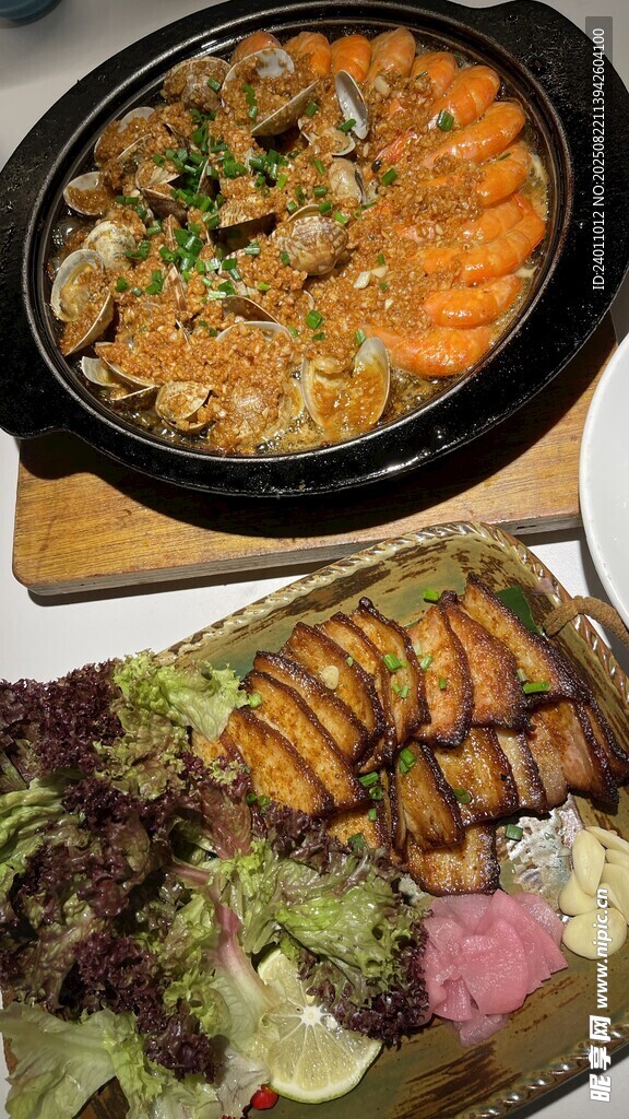 美味多样的特色烧烤拼盘
