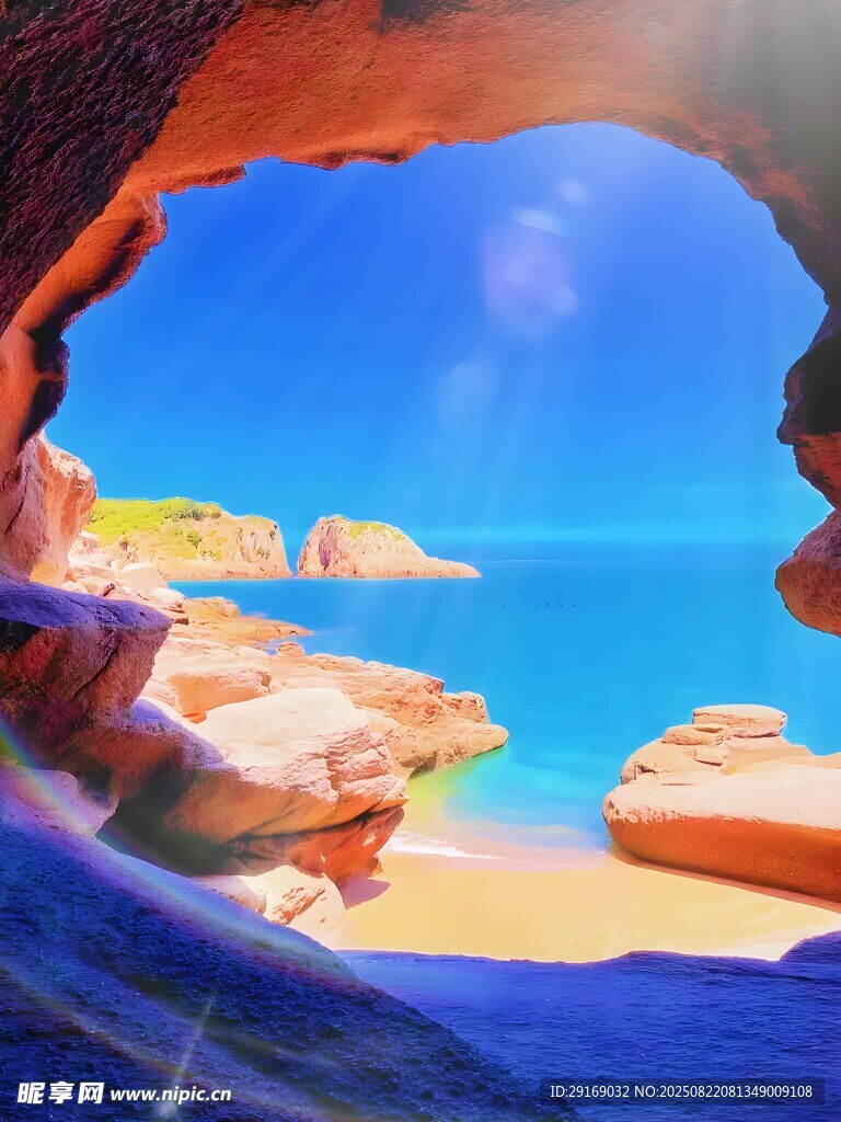 洞穴外的美丽海景风光