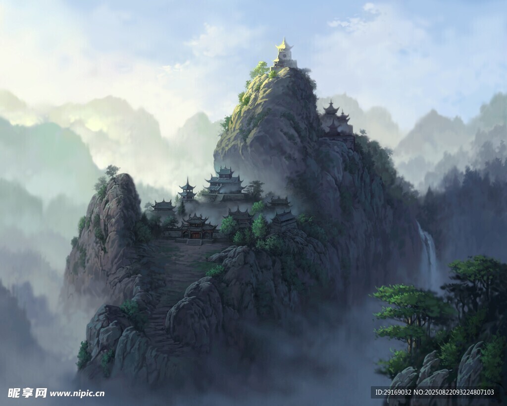 云雾缭绕的壮美山峰景观