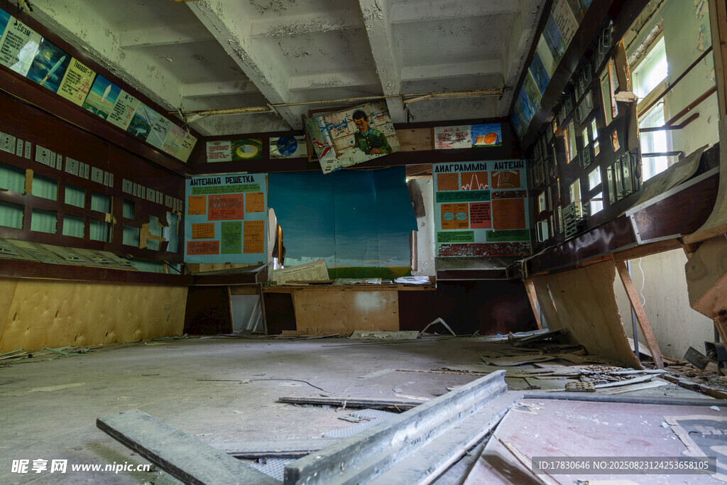 破旧房屋