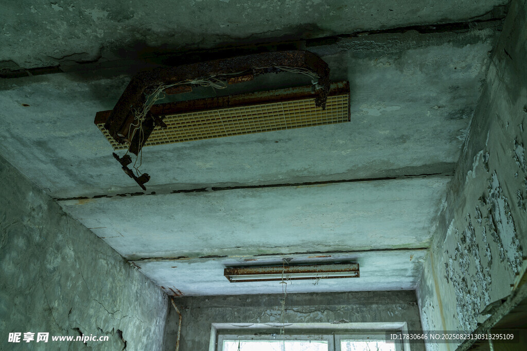 破旧房屋