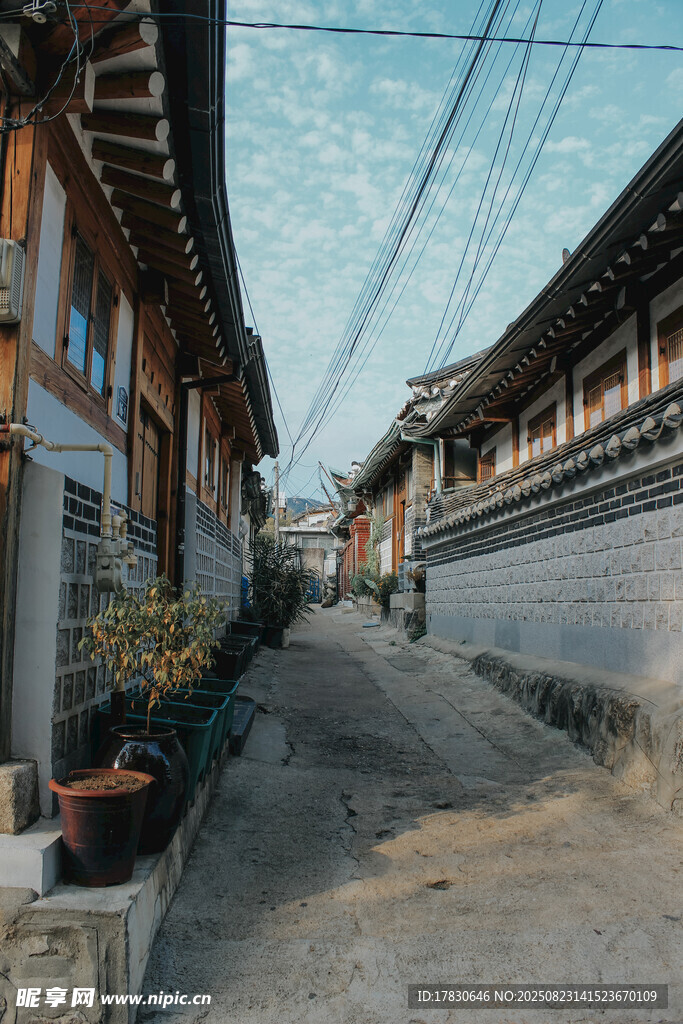 传统韩式小巷景致