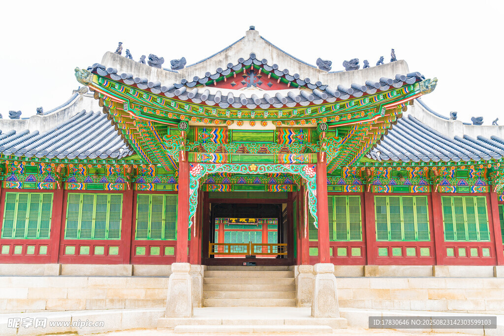 传统韩式古建筑精美一角