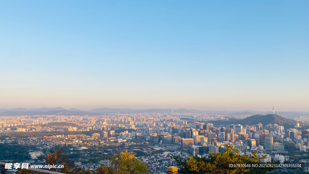 城市全景风光俯瞰图