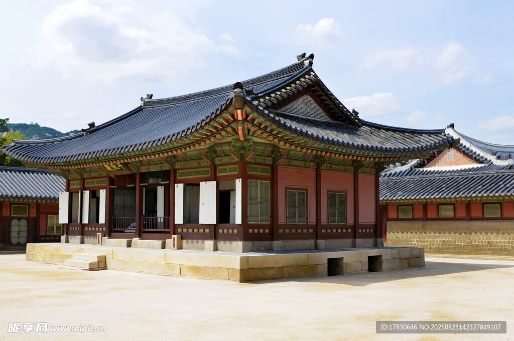 韩国传统宫殿建筑一角
