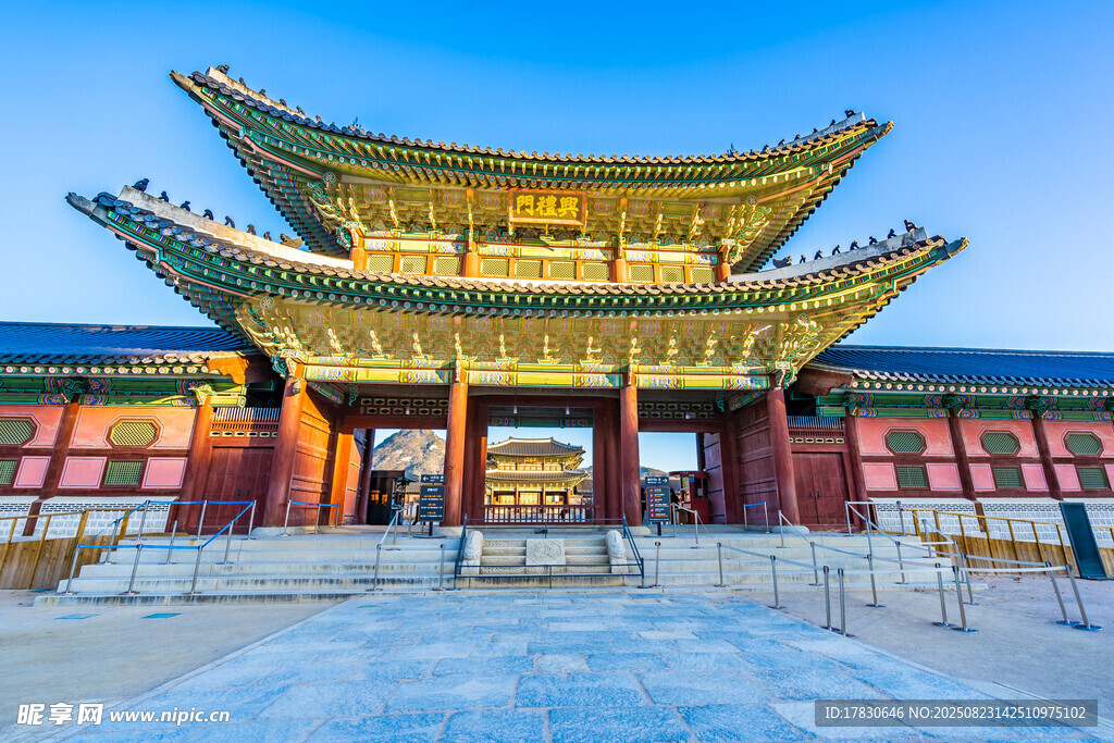 传统中式古建筑壮丽景观