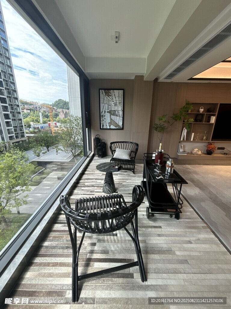 现代简约风阳台休闲空间