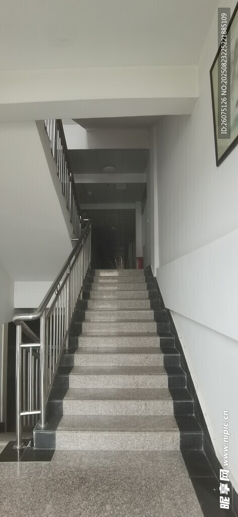 简约室内楼梯空间展示