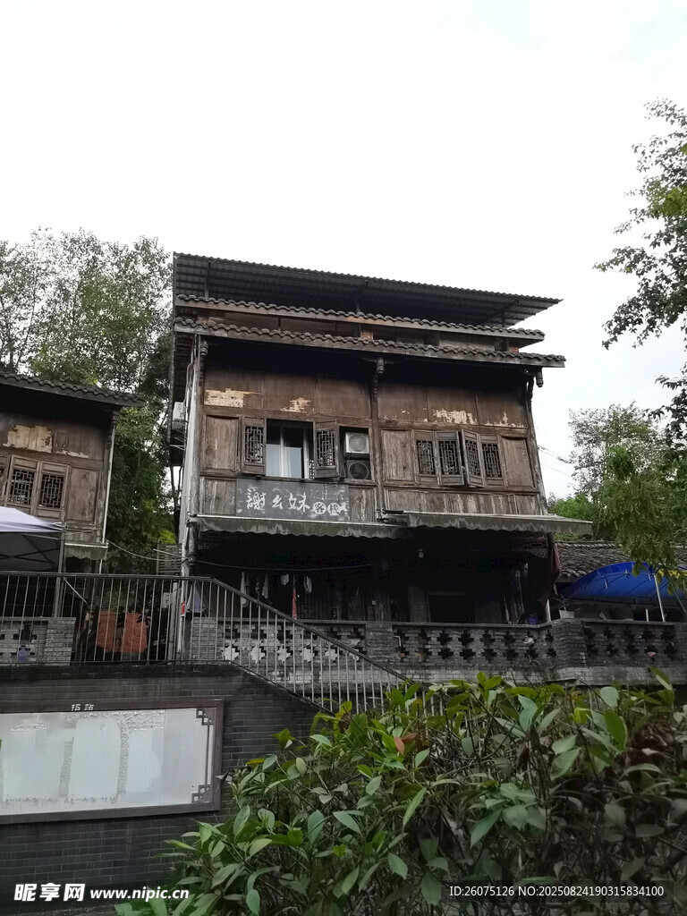 古朴中式建筑静谧景象
