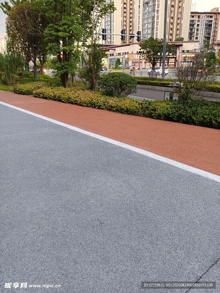 城市彩色步道景观