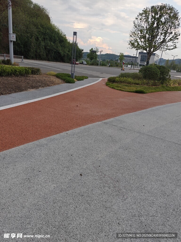 彩色透水路面景观