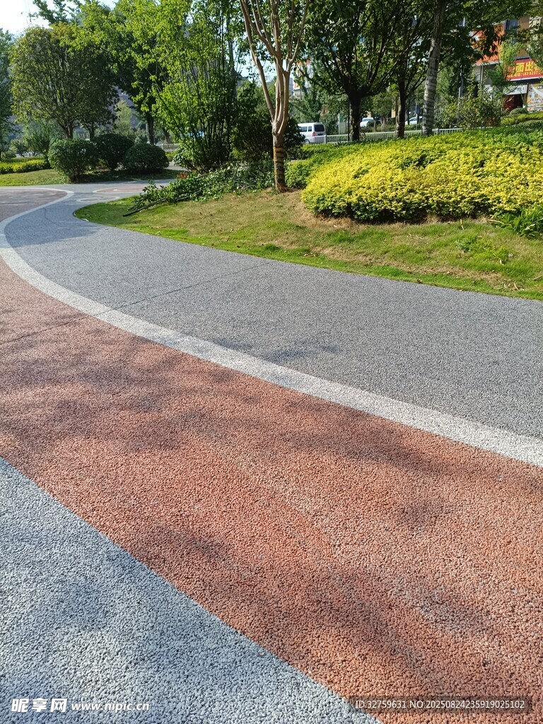 彩色透水路面景观
