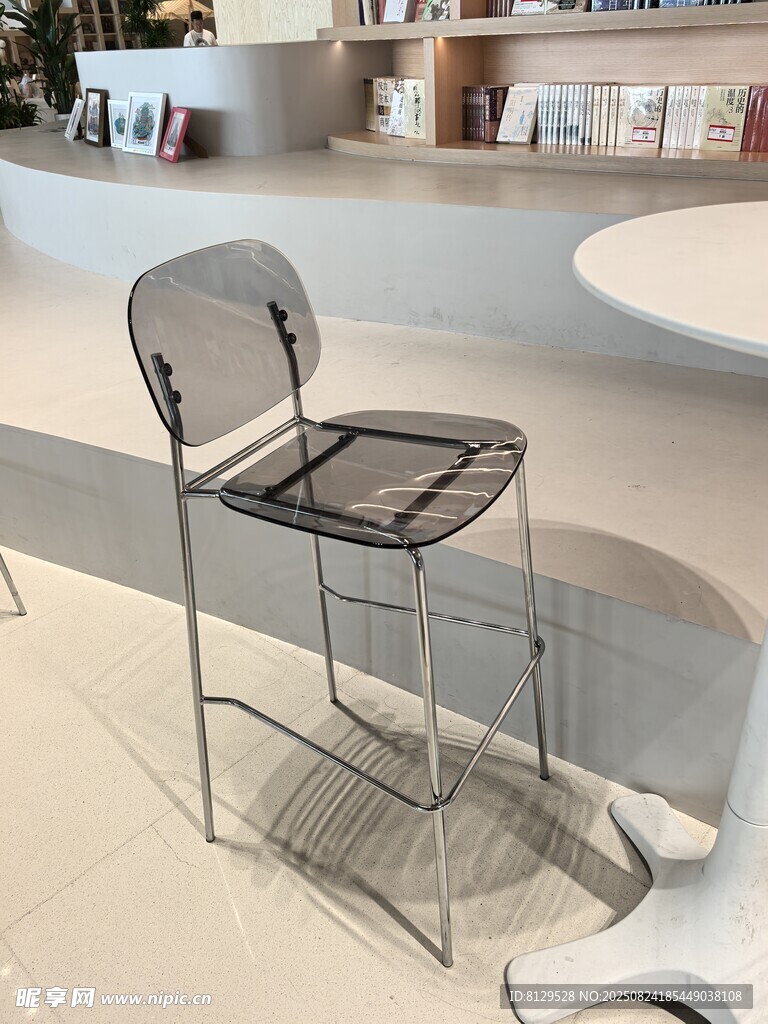 现代简约金属高脚椅