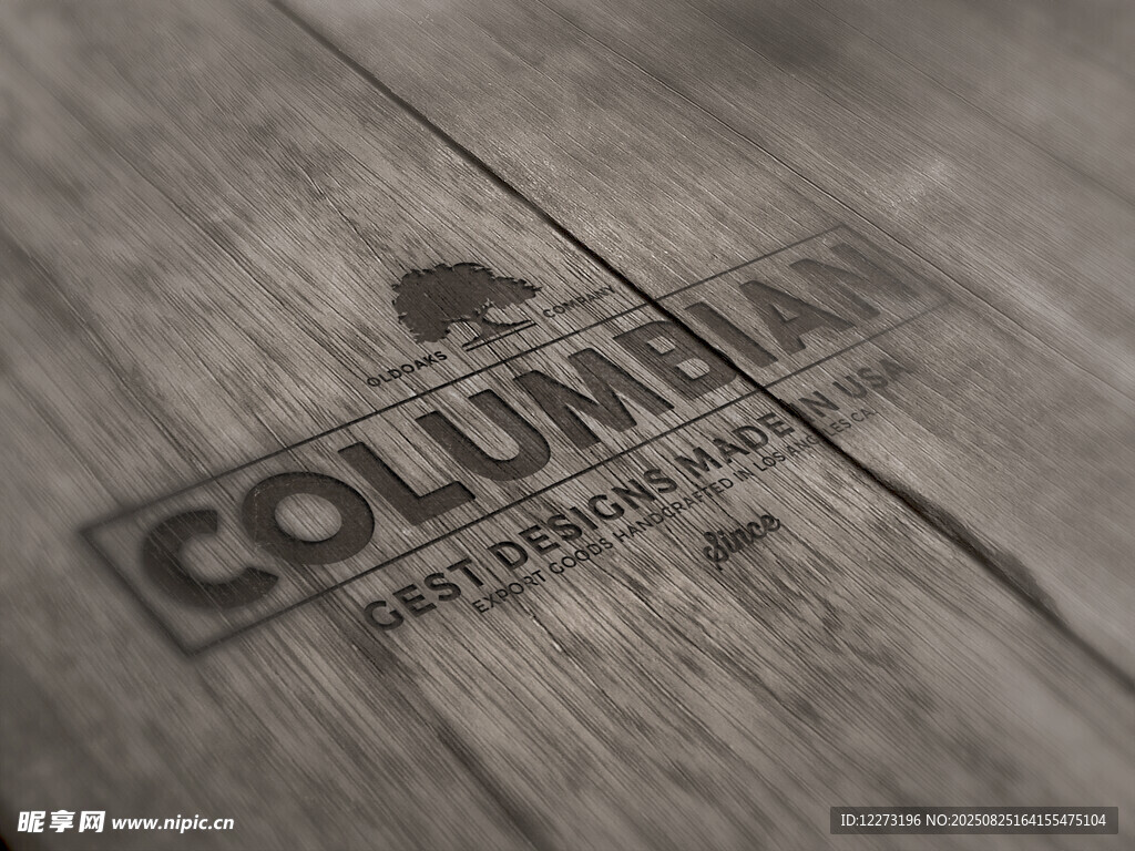 木质表面的Column品牌标志