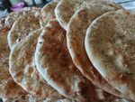 美味香酥饼堆叠展示