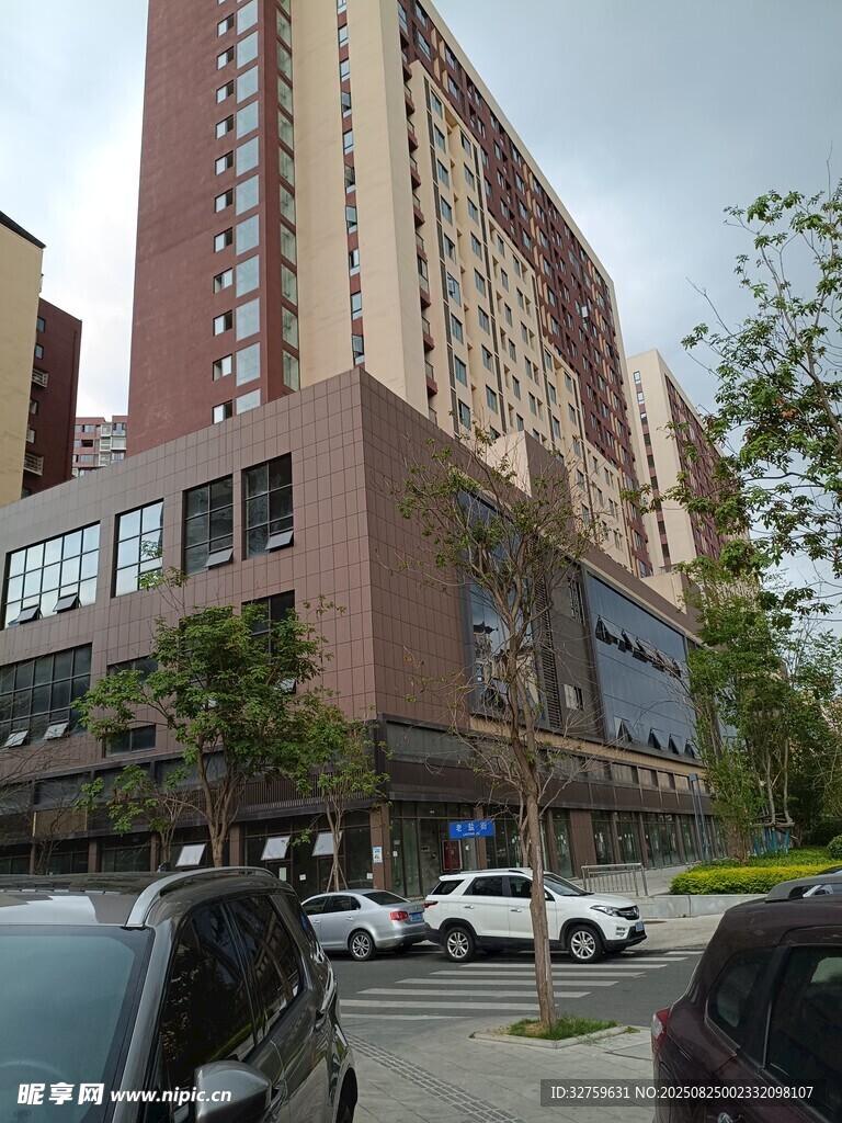 城市高层商住建筑景观