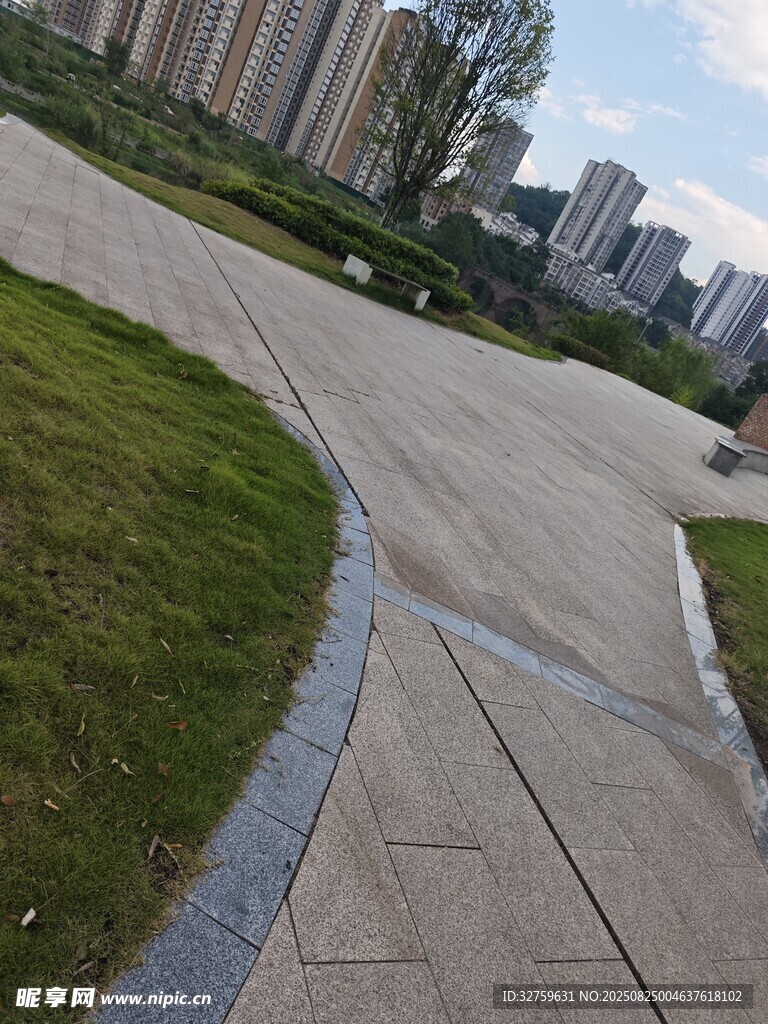 城市中的休闲步道景观