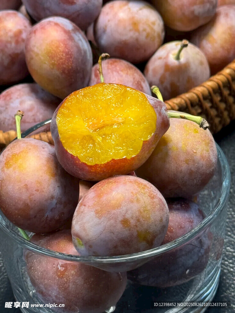 西梅