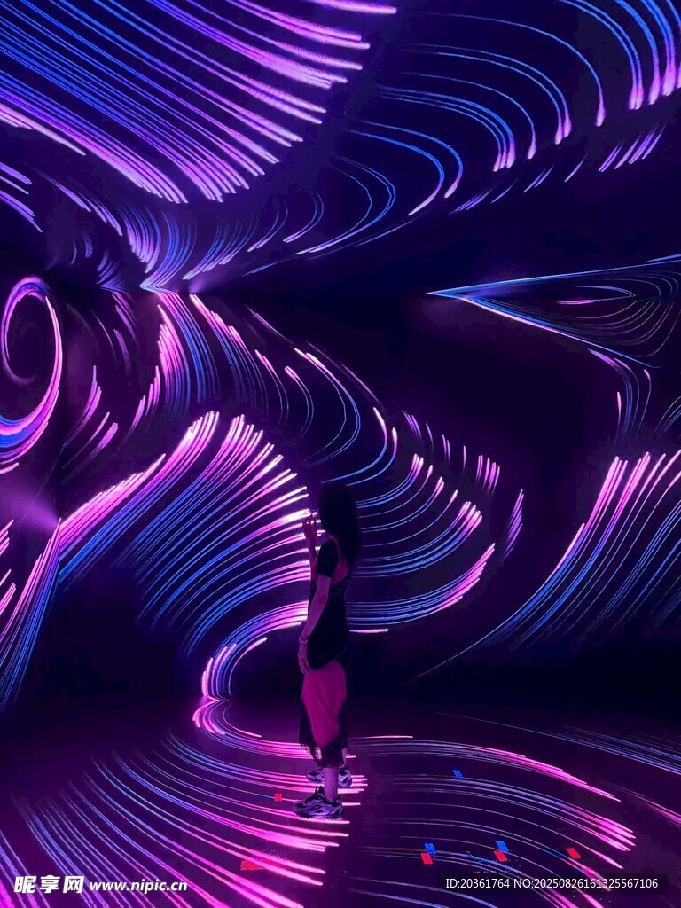 梦幻炫彩的流体光影图案