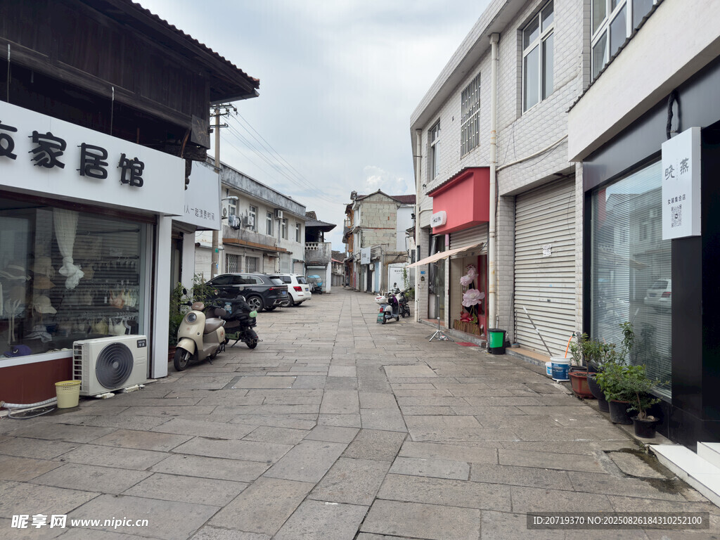 街边店铺景致