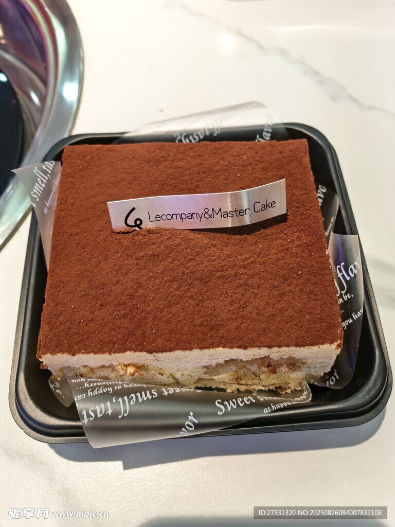 美味提拉米苏甜点