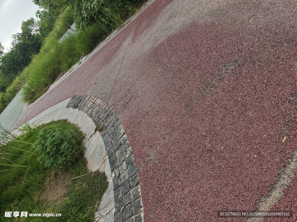 户外红色健身步道景观