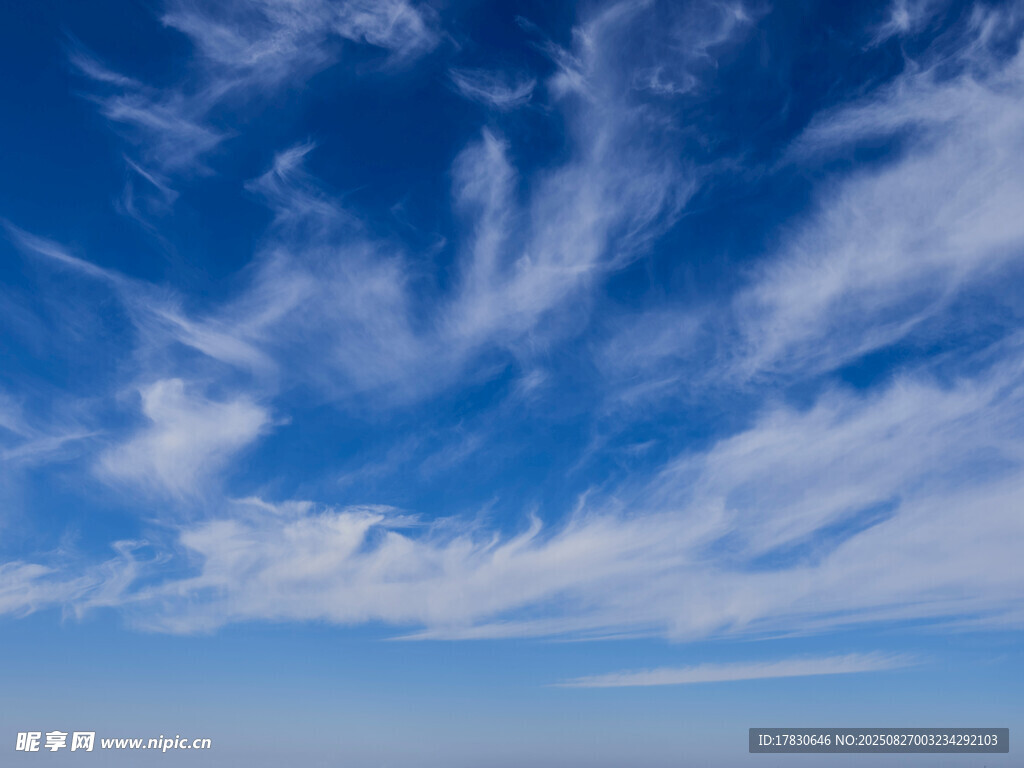 蓝天白云美景