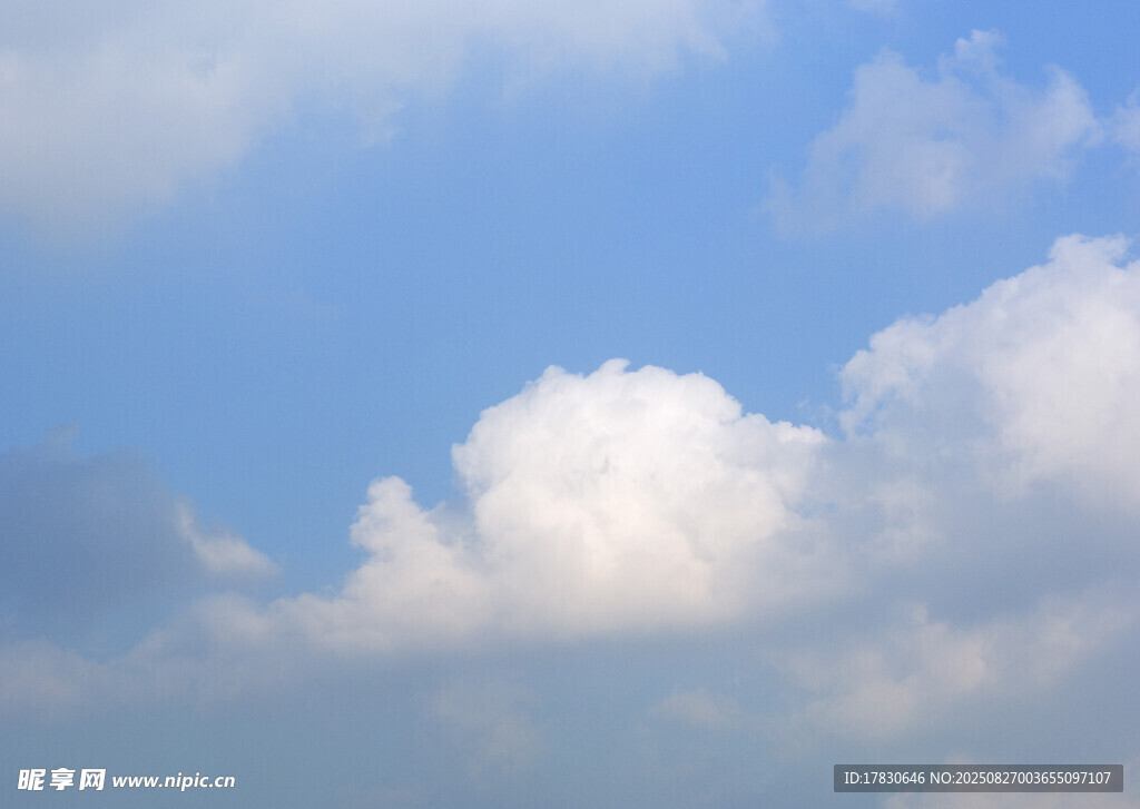 蓝天白云美景