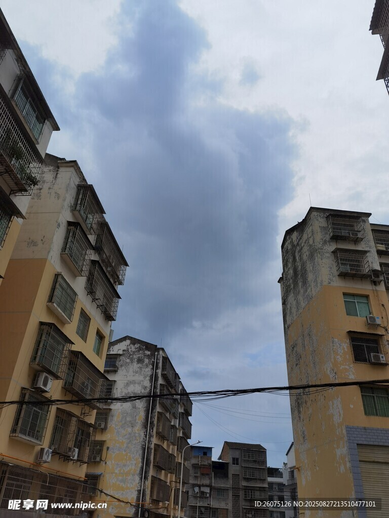 老旧居民楼外观
