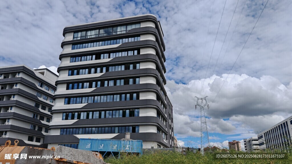 现代风格高层住宅建筑
