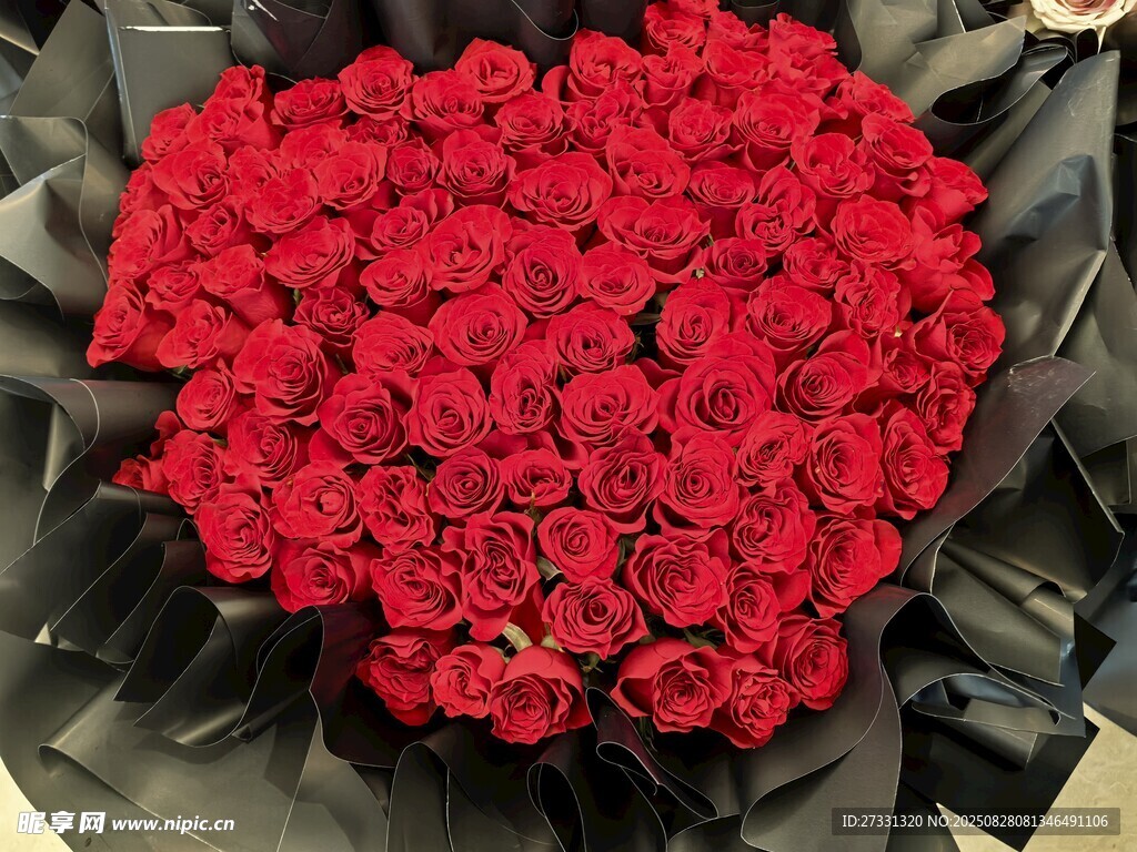 心形红玫瑰花束