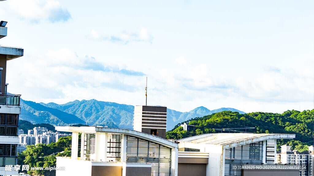 山间现代建筑景观