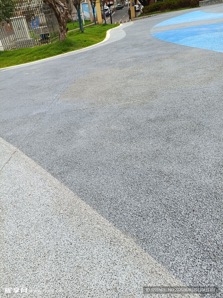 户外灰色耐磨混凝土地面