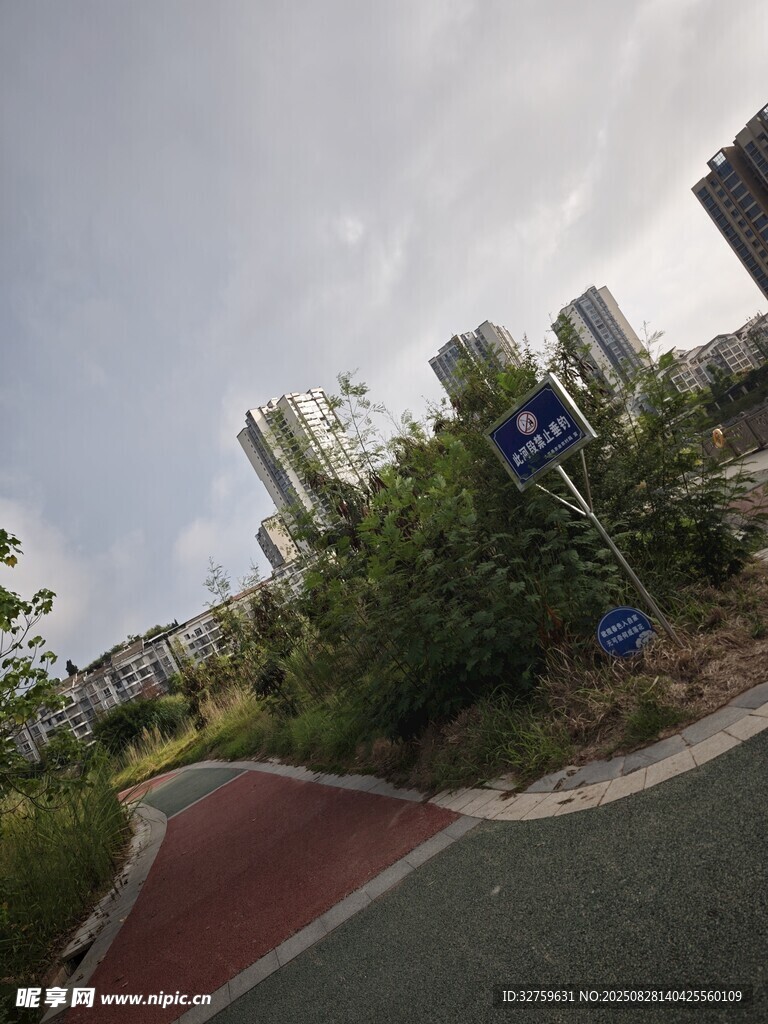 城市中的休闲骑行道路