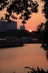 湖畔夕阳美景
