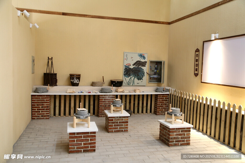 室内古朴展示空间场景