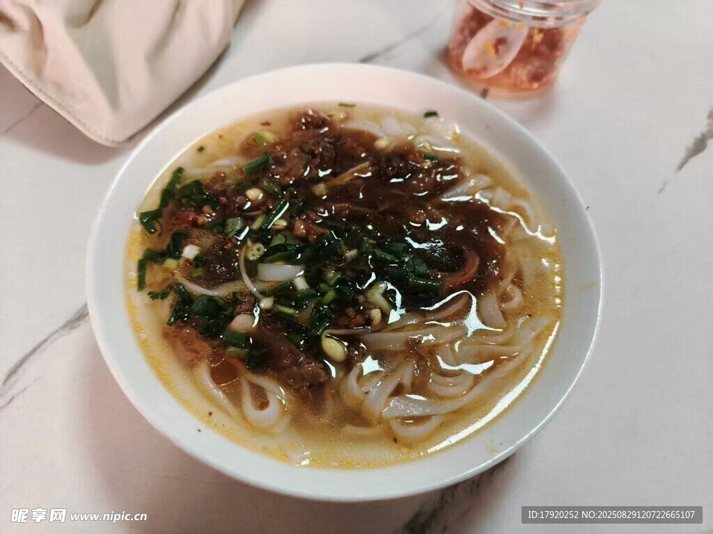 三亚回新村汤粉