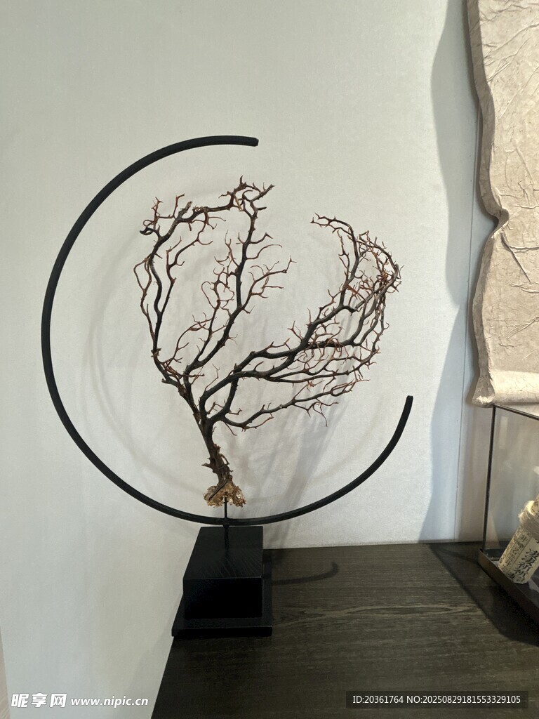 简约铁艺树枝装饰摆件