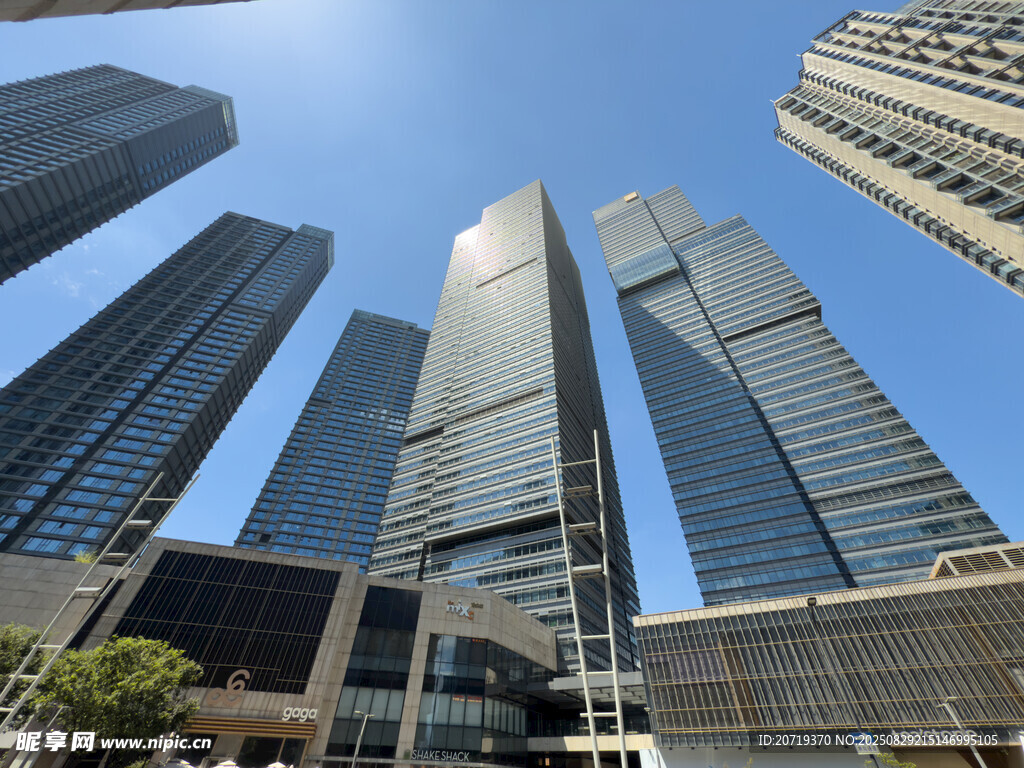 都市摩天大楼壮观景象