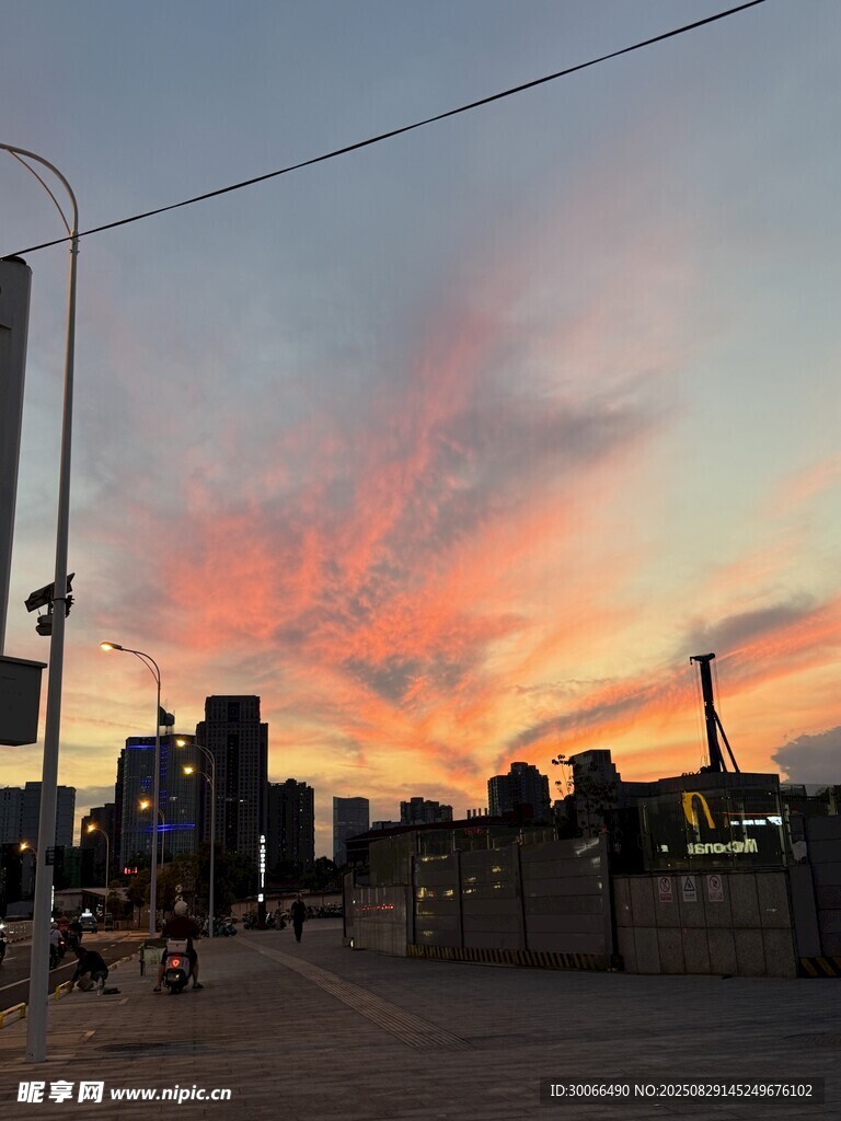 晚霞