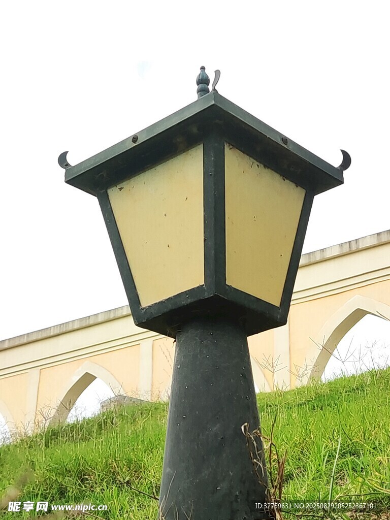 户外复古风格景观灯