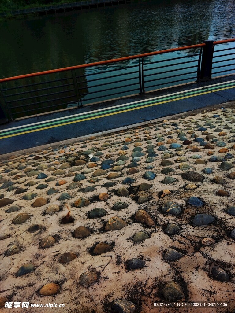 城市排水系统中的透水路面
