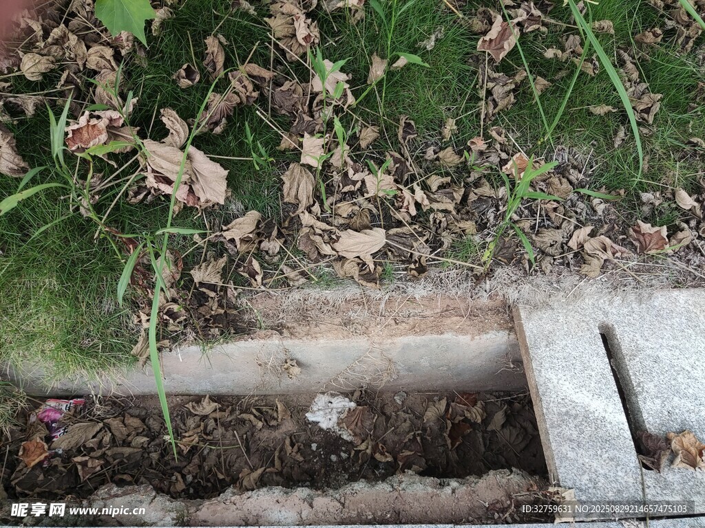 地下管道铺设场景